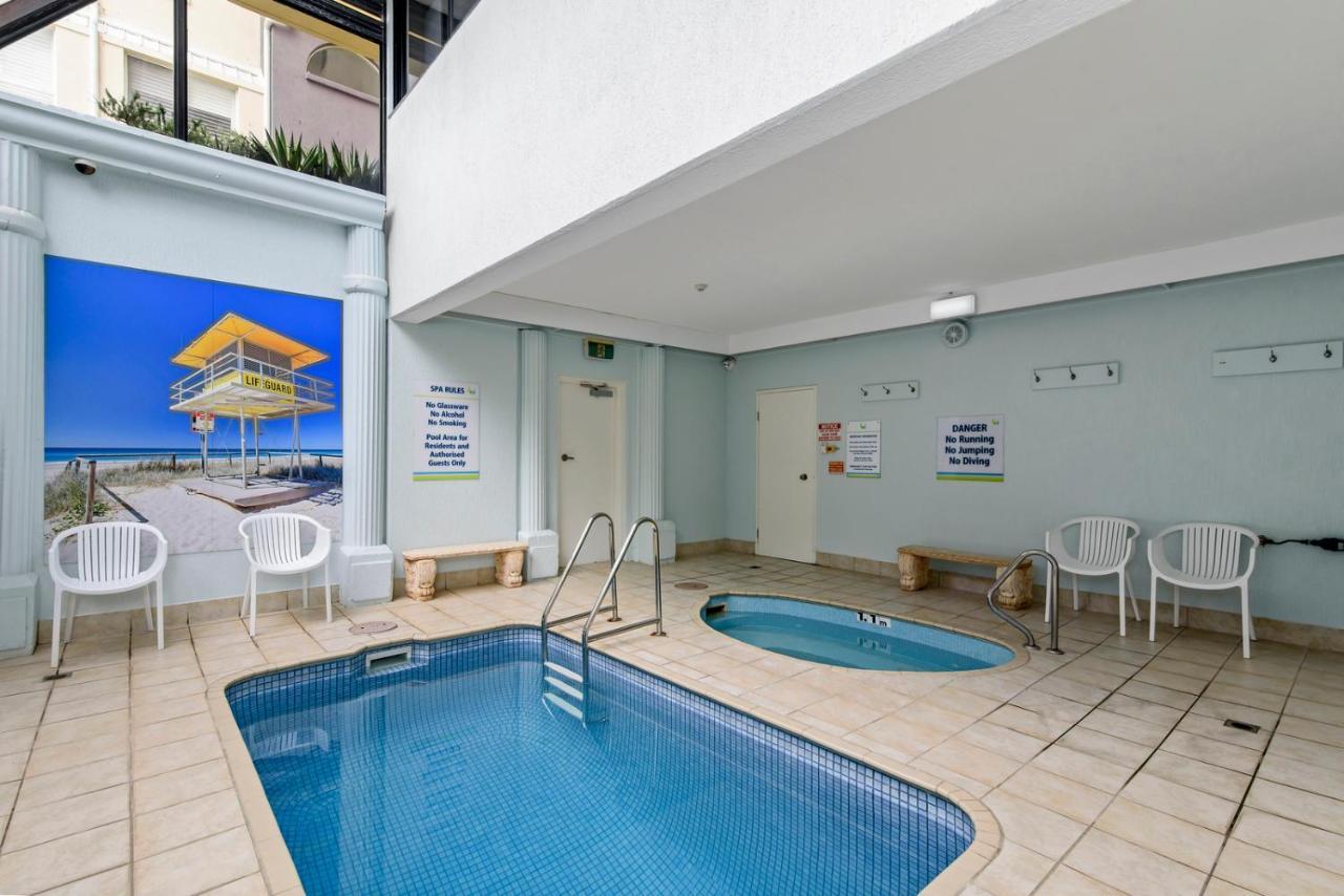 Pelican Sands Beach Resort Gold Coast Exterior foto