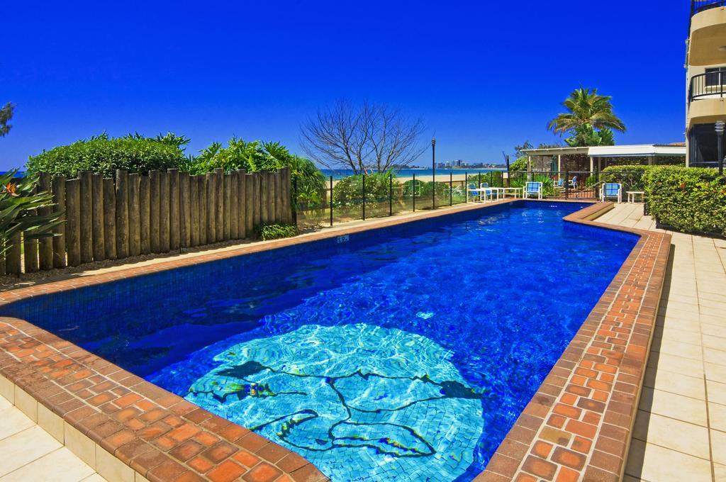 Pelican Sands Beach Resort Gold Coast Exterior foto