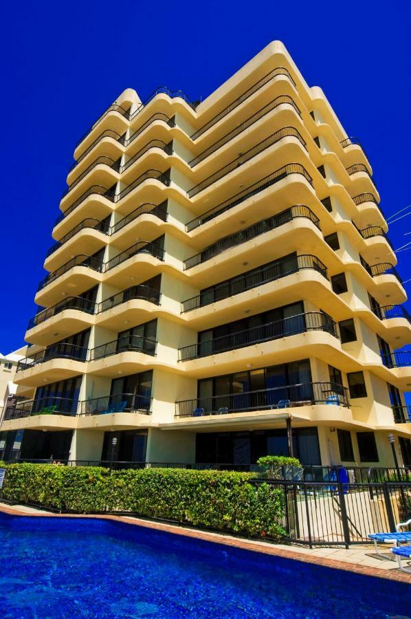Pelican Sands Beach Resort Gold Coast Exterior foto